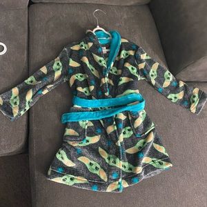 Kids 4t bath robe